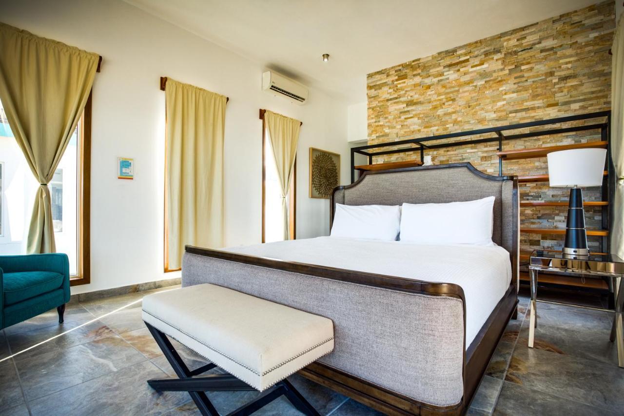 Turtle Island Resort 圣佩德罗 外观 照片