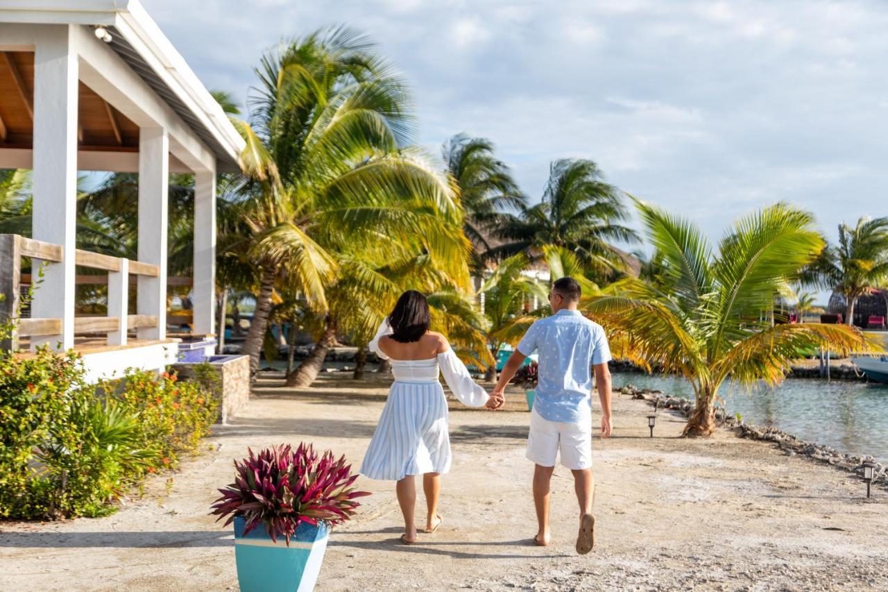 Turtle Island Resort 圣佩德罗 外观 照片