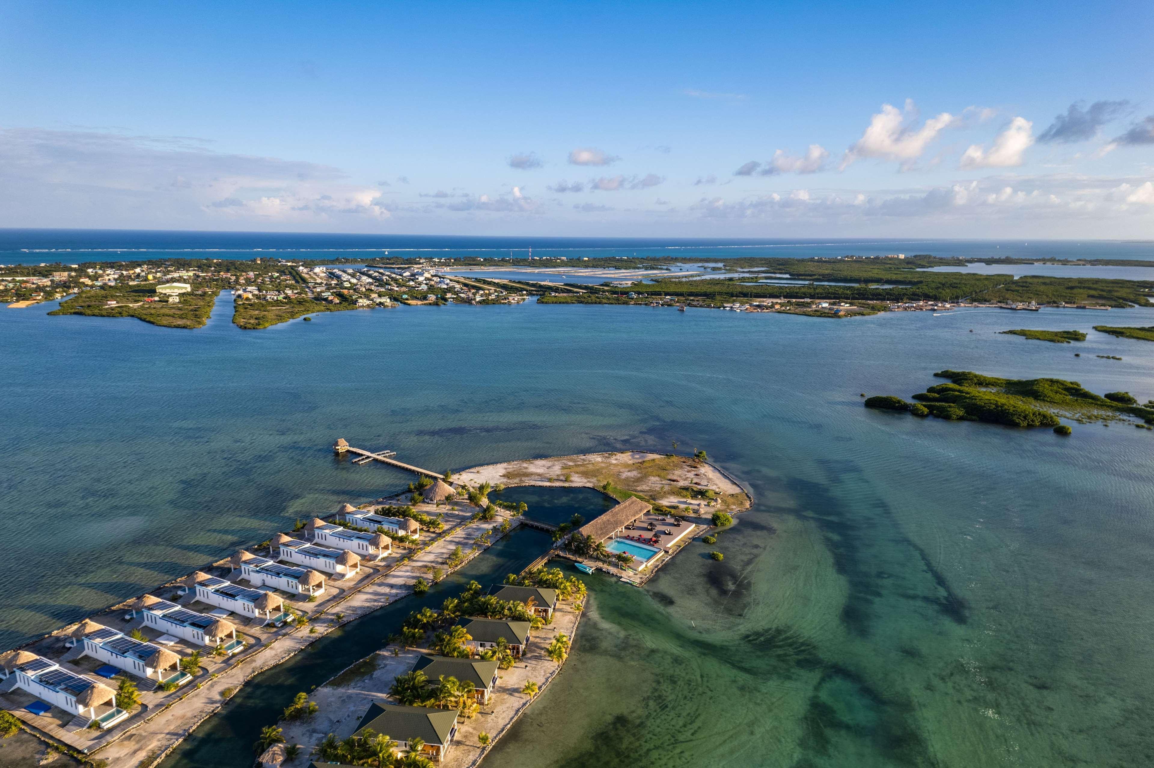 Turtle Island Resort 圣佩德罗 外观 照片
